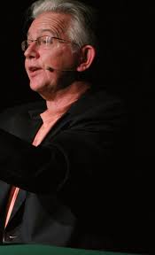 MW-2011-06-Rafael_Layout 1