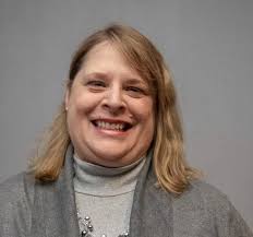 Kim Whitcomb's Instagram, Twitter & Facebook