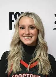 Jenna Yates's Instagram, Twitter & Facebook