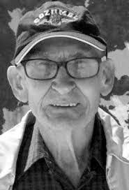 Julie Ragle's Instagram, Twitter & Facebook