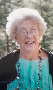 Pauline Dehaven's Instagram, Twitter & Facebook