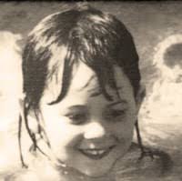 Kimberly Mauro's Instagram, Twitter & Facebook