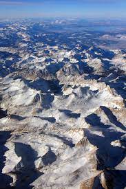 The steep mountain peaks, deep valleys and unusual formations are the result of carving by glaciers during the ice age. Sierra Nevada Wikipedia