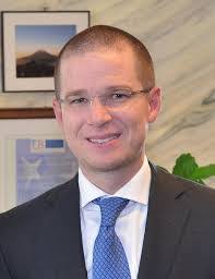 Enrique Anaya's Instagram, Twitter & Facebook