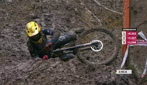 Clap de fin de la saison internationale pour quentin dazeur avec les championnats du monde de sprint à seu d'urgell (espagne). Videos Championnats Du Monde Vtt Descente Dh Leogang 2020 Videos De Cyclisme