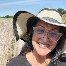 My Good Juju: The Weird and Wonderful Within eBook : Wriston, Mistilei,  Hoberman, Marc, Osterholt, Connie, Lincoln, Gail, McNairy, Sid, Grima,  Paul, Wible, Sharon, Fortune, Dina, Villeneuve, Nathalie, Evelyn, Kenya:  Amazon.co.uk: Kindle