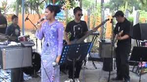 Am dm mata bertentang mata. Download Diam Diam Jatuh Cinta Ramlah Ram Cover By Band Cobra Versi Live Band In Hd Mp4 3gp Codedfilm