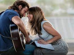 Hlavní roli v dechberoucím romantickém dramatu zrodila se hvězda hrají bradley cooper a stefani germanotta, kterou ovšem celý svět lépe zná pod jejím uměleckým pseudonymem jako hudební superstar lady gaga. Recenze Zrodila Se Hvezda Ale Hlavne Oscarova Herecka Lady Gaga Idnes Cz