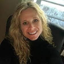 Katelyn Sloan's Instagram, Twitter & Facebook