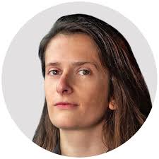 Jacqueline Bates's Instagram, Twitter & Facebook