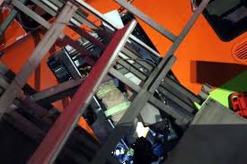 Ambulancias y bomberos en camino por accidente en la estación del metro olivos, línea 12. 8dyioewwipc1vm