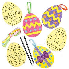 Activités sur le thème de pâques : Decorer Des Oeufs De Paques Idee Bricolage De Paques Un Max D Idees