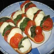 Baguette Brotchen Mit Tomate Mozzarella Uberbacken Rezept Brot Mit Tomate Tomate Mozzarella Baguette Brotchen
