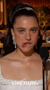 Demi Moore y Margaret Qualley en los #GoldenGLobes2025