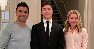 Maybe you would like to learn more about one of these? Kelly Ripa Mark Consuelos Son Joaquin Goes To Prom Photos