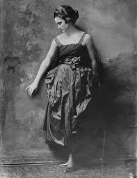 Lift your spirits with funny jokes, trending memes, entertaining gifs, inspiring stories, viral videos. Fotos Antiguas Cobran Vida En Gifs Realmente Macabros Marcianos