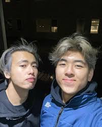 Tom Vo (@tomshark28) • Instagram photos and videos