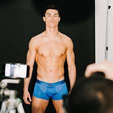 Haaland burst onto the scene at red bull salzburg and has continued to break records during his first two months at borussia dortmund. Real Madrid Star Cristiano Ronaldo Reveals The Simple Workout Behind His Rippling Six Pack Irish Mirror Online