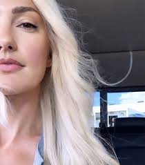 14 Reasons Minka Kelly Hasn't Aged Since Friday Night Lights