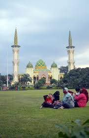 Loker pt admira triplek magetan. Indahnya Alun Alun Magetan Sekarang Suara Kumandang