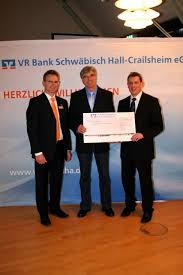 Denn jeder kunde hat andere schwerpunkte und dinge, die ihm wichtig sind. Vr Bank Schwabisch Hall Crailsheim Eg Spendet Fur Glockensanierung