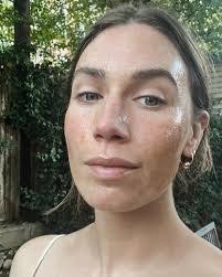 Rachel Dickman's Instagram, Twitter & Facebook