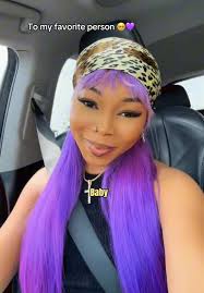 Send this to your favorite person 💜 #guchi