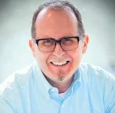 Kendall Ware's Instagram, Twitter & Facebook