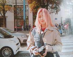 Hanya Tentang Seseorang Yang Memutuskan Untuk Jatuh Cinta Dalam Diam Fiksipenggemar Fiksi Penggemar Amreading Books Wa In 2020 Windbreaker Rain Jacket Jackets