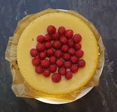 2 stunden abkühlen lassen, aus dem rohr nehmen und über nacht kalt stellen. Rezept Fur New York Cheescake Mit Himbeersauce Kasekuchen Klassiker Aus Amerika Goldschmankerl Einfache Alltagsrezepte