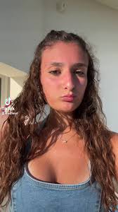 Vlahovic with 5 Girls