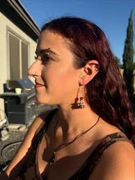 An update & a S@LE! ‼️ I just update my Etsy shop with several pairs of  earrings, including birds, bees and kitties made from a vintage Meow Mix  tin. 🕊️🐝🐈 Additionally, the