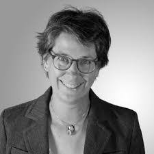 Melanie Pape's Instagram, Twitter & Facebook