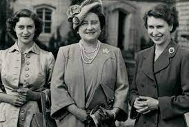 The queen mother, also referred to as the mother queen or hive mother, is a large form of the species xenomorph xx121 that serves as the supreme controlling force of the species; Airdate The Queen Mother Tv Tonight