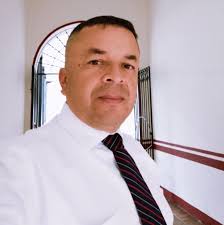 Aceptar la realidad: Dayro Moreno, con 40 años, calvicie, enguayabado,  vomitado y con un botellón en la mano, anotaría más goles que Santos Borré,  Jhon Córdoba y Jhon Durán en la Selección