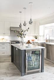 16 Wonderful Strategies For Blackandwhitekitchens Transitional Kitchen Design Kitchen Remodel Layout Kitchen Remodel Small