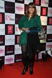 Maybe you would like to learn more about one of these? Photos Celebs Snapped At The Launch Of Club Bombay Success Party Of Bewafa Tera Masoom Chehra Song 5 Urvashi Dholakia Images Bollywood Hungama