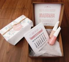 Convites Para Padrinhos De Casamento Veja 70 Modelos E Como Fazer Sao caixas com os melhores presentes, um mais lindo. convites para padrinhos de casamento