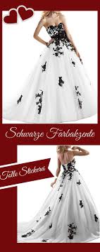 Sie trug eine schwarze spitze. Bodenlanges Brautkleid In Eleganter A Linie Fur Die Braut Die Kein Rein Weisses Hochzeitskleid Sucht Tolle Schwarze Stic Ballkleid Kleider Langes Abendkleid