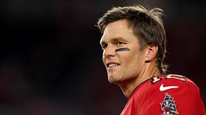 Tom Brady talks balancing personal life, football amid Buccaneers struggles 