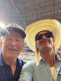 Love this guy 💞💕💫