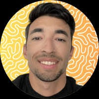 Thomas Macedo's Instagram, Twitter & Facebook