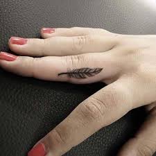 Facebook.com/officiallittletattoos officiallittletattoos.tumblr.com twitter @little_tattoos wholesale inquiries, custom… Kucuk Parmak Dovmeleri