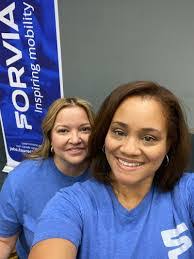 Angela Bowling's Instagram, Twitter & Facebook