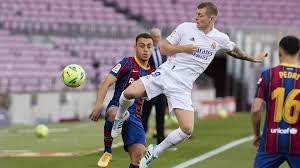 Complete overview of alaves vs real madrid (primera division) including video replays, lineups, stats and fan opinion. Real Madrid Vs Deportivo Alaves Heute Live Im Tv Und Livestream Die Laliga Ubertragung Auf Dazn Dazn News Deutschland