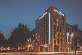 Sie suchen ein hotel in düsseldorf? Hotel Dusseldorf Hauptbahnhof Motel One Design Hotels Dusseldorf Hauptbahnhof
