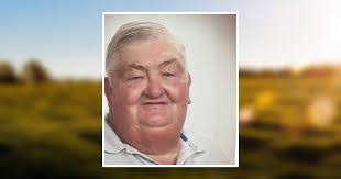 Mary Sluss's Instagram, Twitter & Facebook