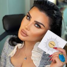 دانا جبر-لحظات مثيرة في أفلام المشاهير