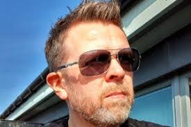 Alan Machnik's Instagram, Twitter & Facebook