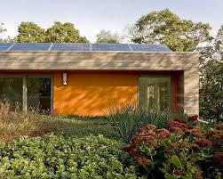 Couleurs Exterieures Et Facades Des Maisons 2020 2019 Housekeeping Magazine Idees Decoration Inspiration Astu En 2020 Maison Bois Facade Maison Maison Architecte